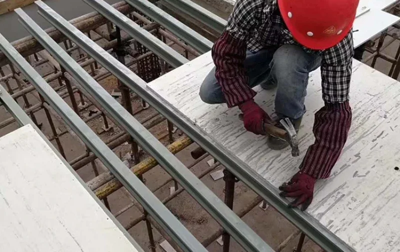 H BEAMS 1 H BEAMS 1